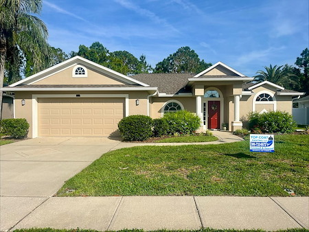Exterior House Painting in Coastal Florida: Choosing Paint That Resists Sun, Salt, and Humidity