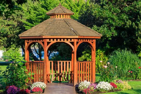 Outdoor Structure Painting & Staining